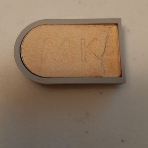 Mary kay Eyeshadow/ White Sheen